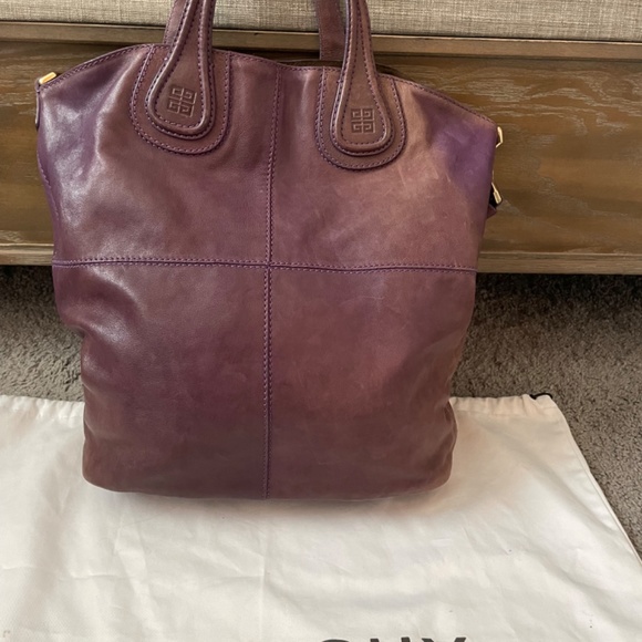 GIVENCHY Nightingale Large Shopper Tote in Eggplant color - Picture 4 of 15